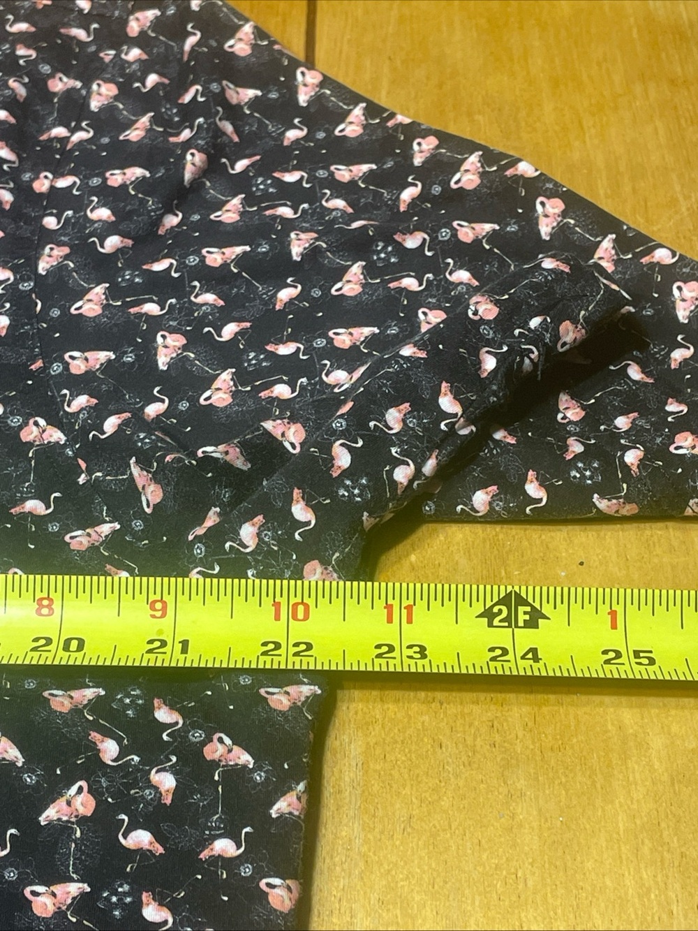 Bugatchi OooCotton 8 Way Tech Black Polo with Pink Flamingo Motif Size Large - Picture 9 of 16